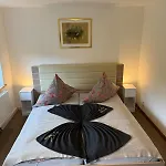 Dreiberge Sauna & Terrace Am Waldrand *