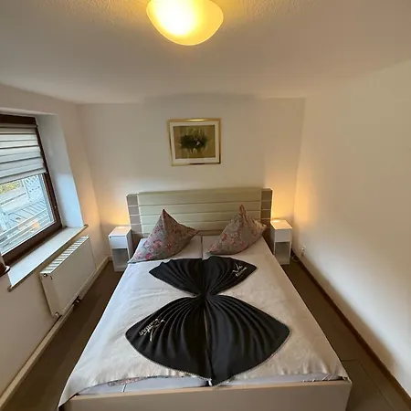 公寓 Dreiberge Sauna & Terrace Am Waldrand